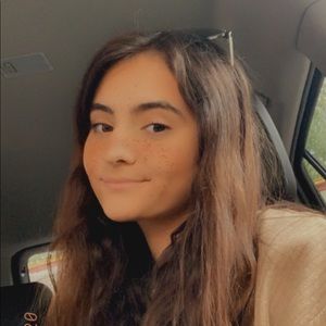 Meet your Posher, Brenna